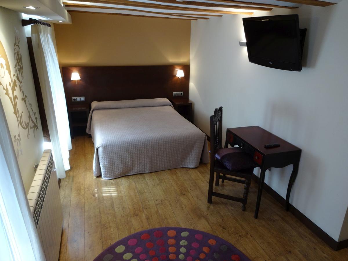 El Molino De Floren Hotel ซานโตโดมิงโก เดลา กัลซาดา ภายนอก รูปภาพ